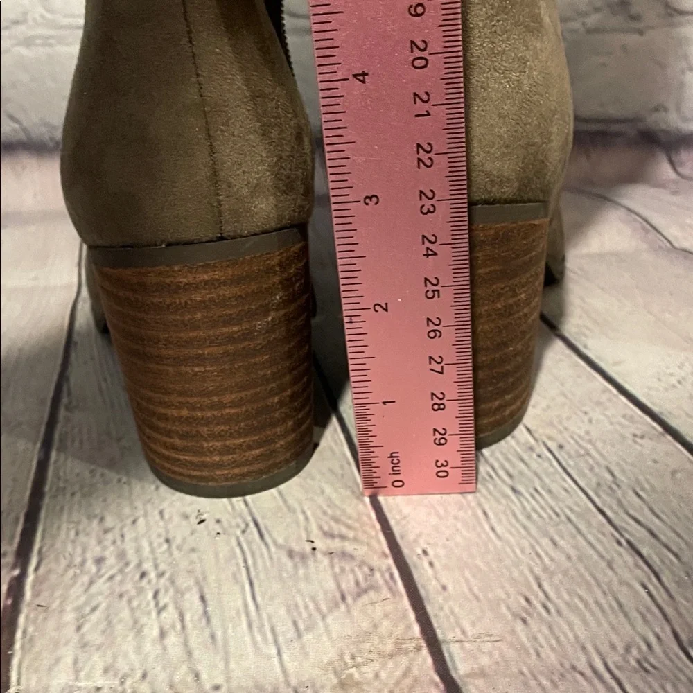 BP”Luke-Fab” Over-the-Knee Boots. NWOB Sz 6